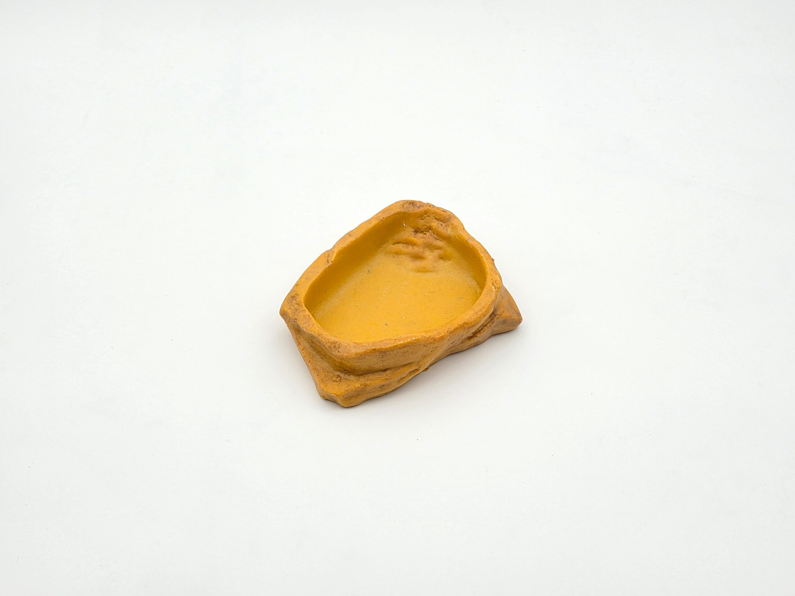 Mangeoire/abreuvoir Taille S réf 02 (12 X 8 cm)